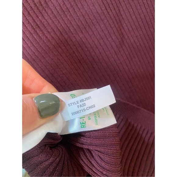 J.Crew Supersculpt Ribbed Sweater T-Shirt Midnight Burgundy Womens Size small - Picture 8 of 9